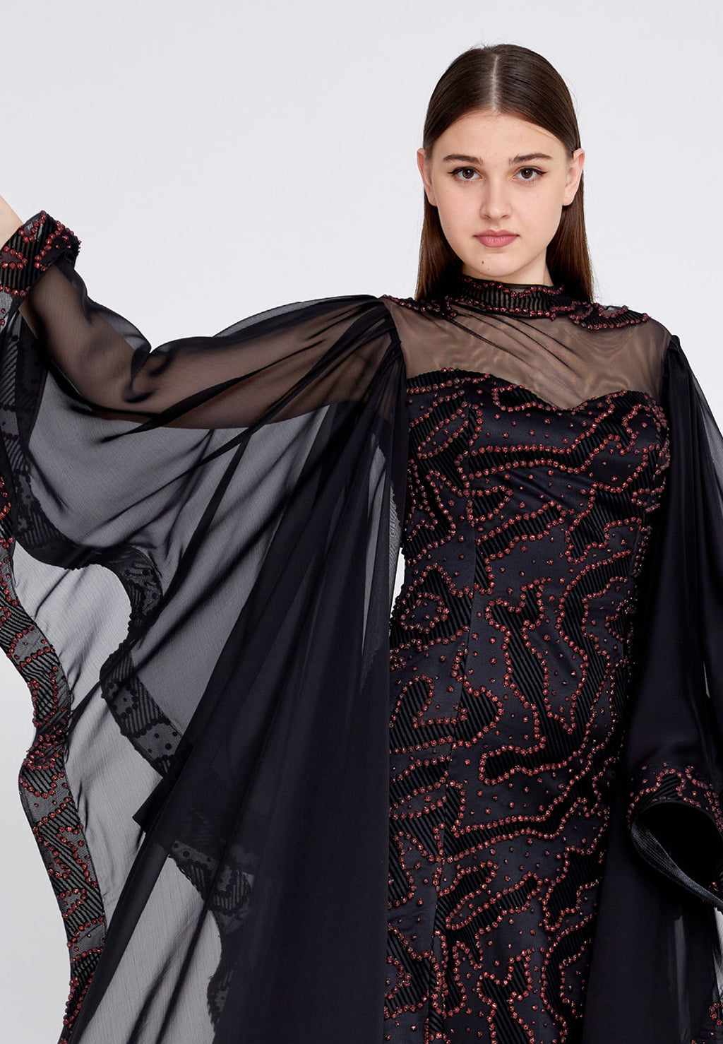 Long and chic evening dress