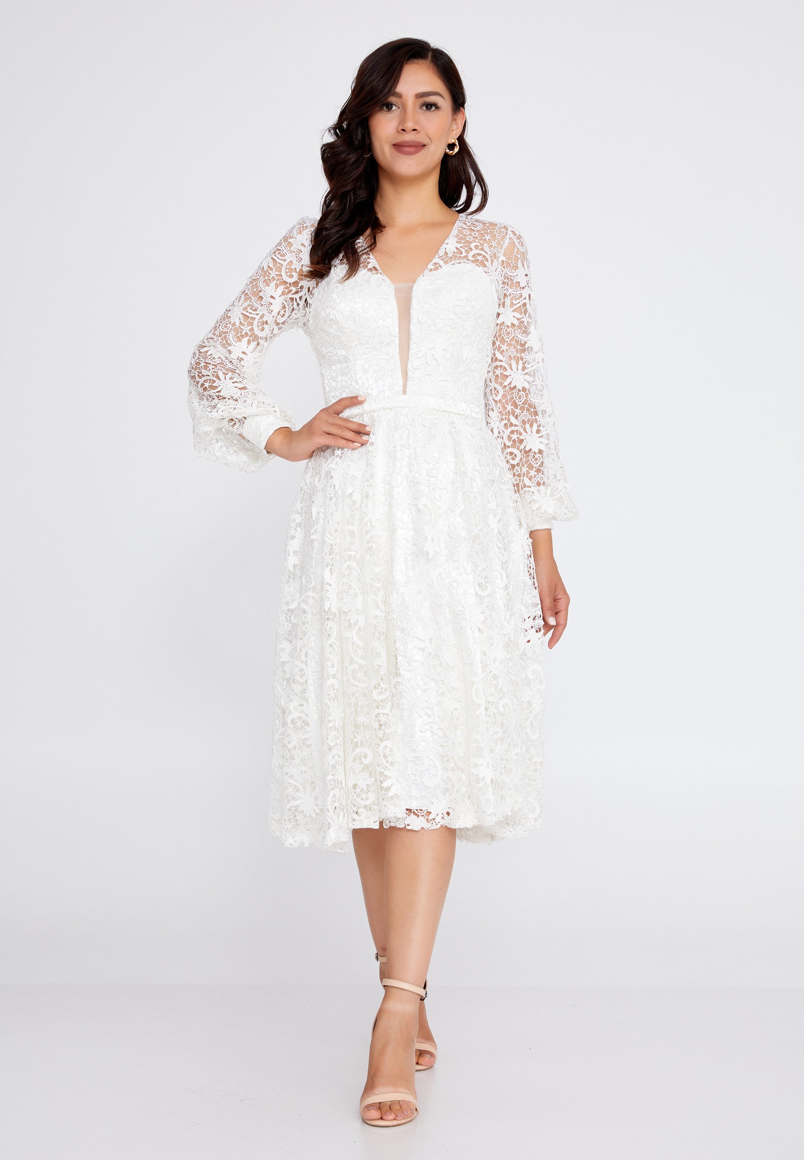 Mid-length cocktail dress with sleeves