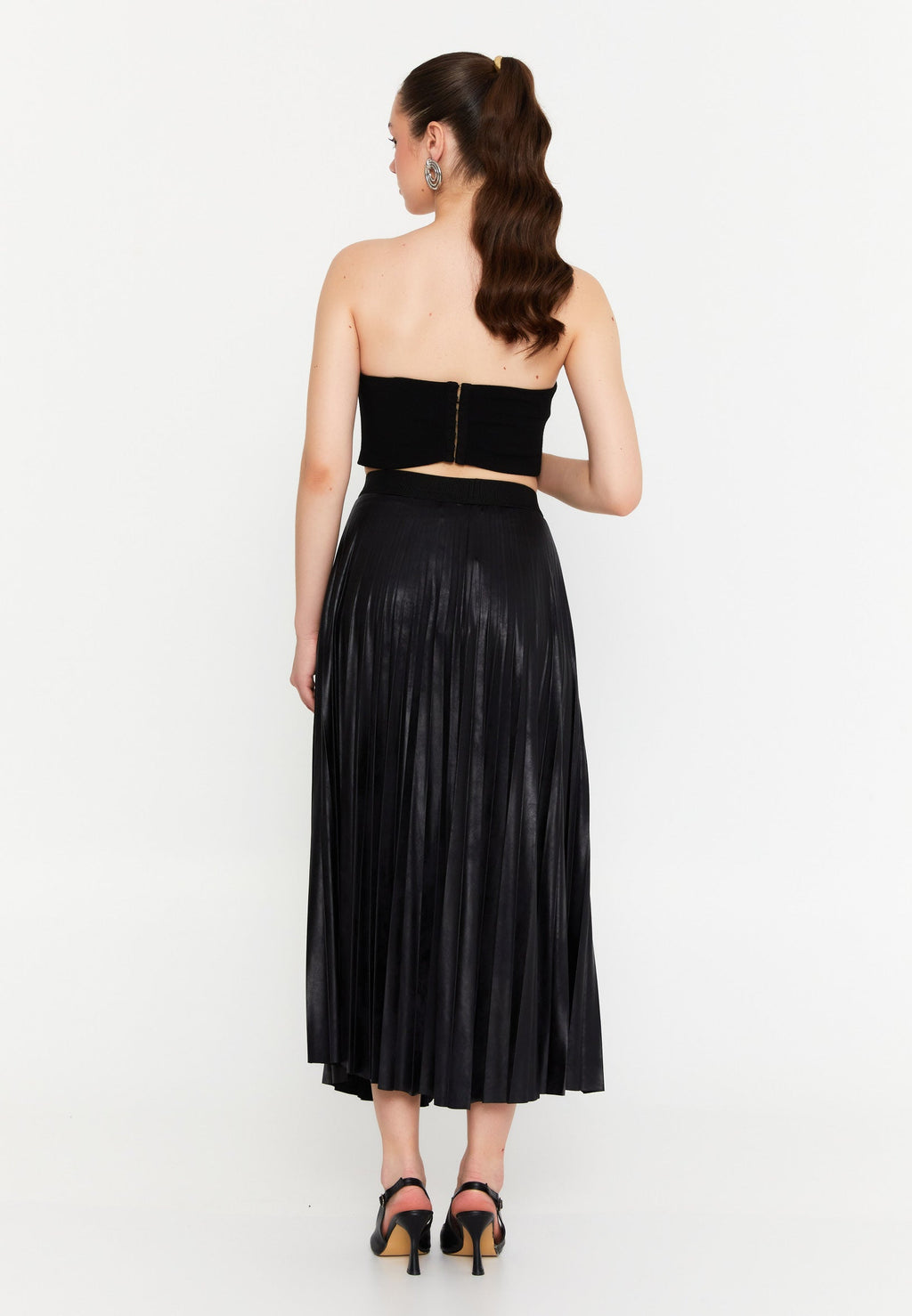 long pleated skirt